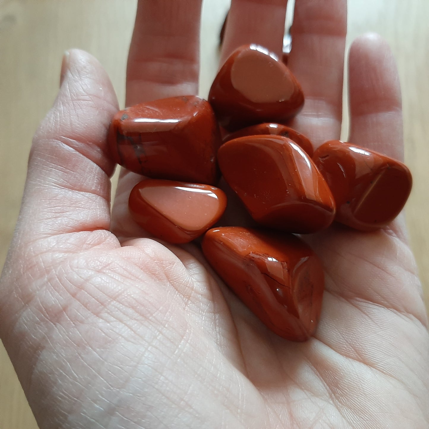 Red Jasper Tumblestone (M)