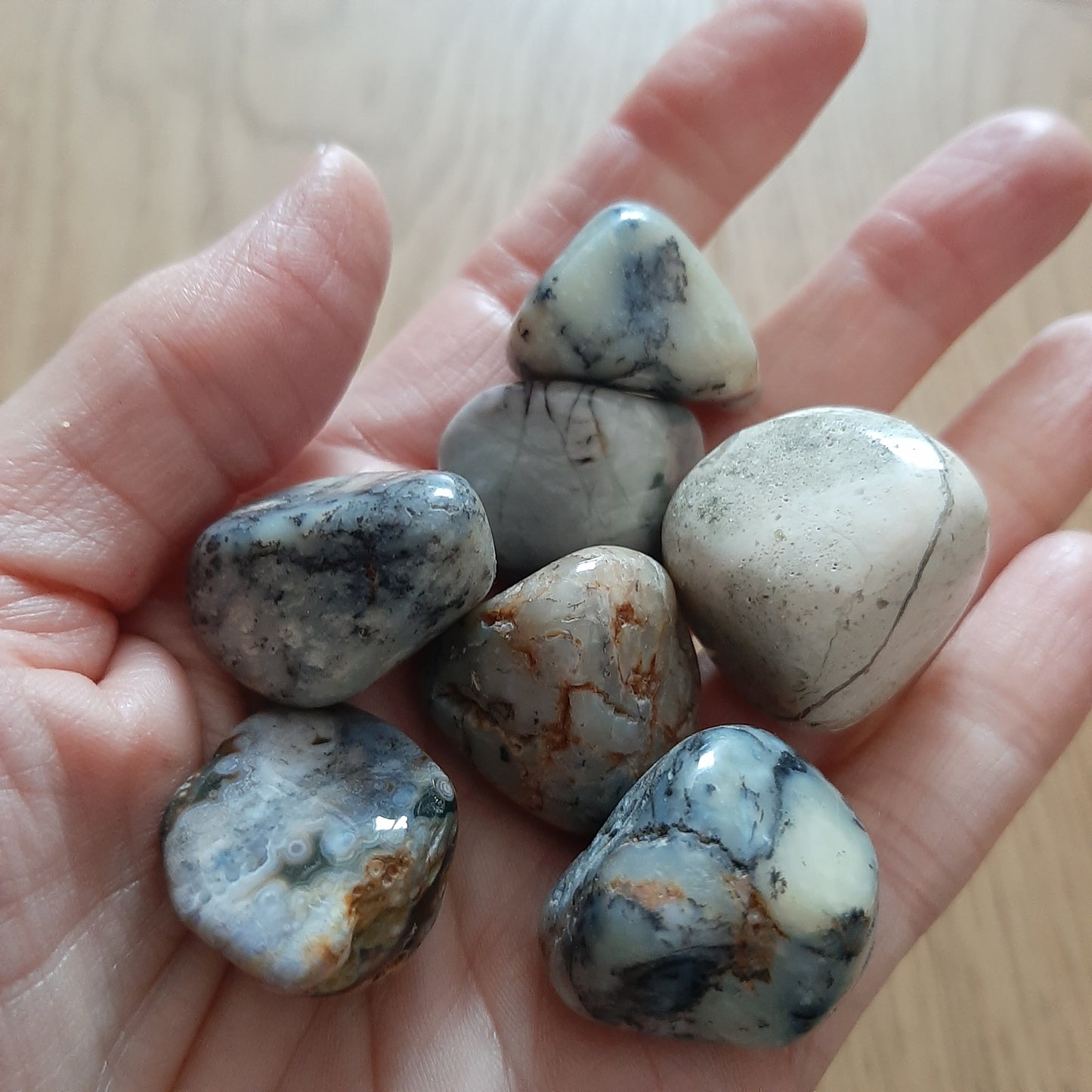 Merlinite Tumblestone (M)