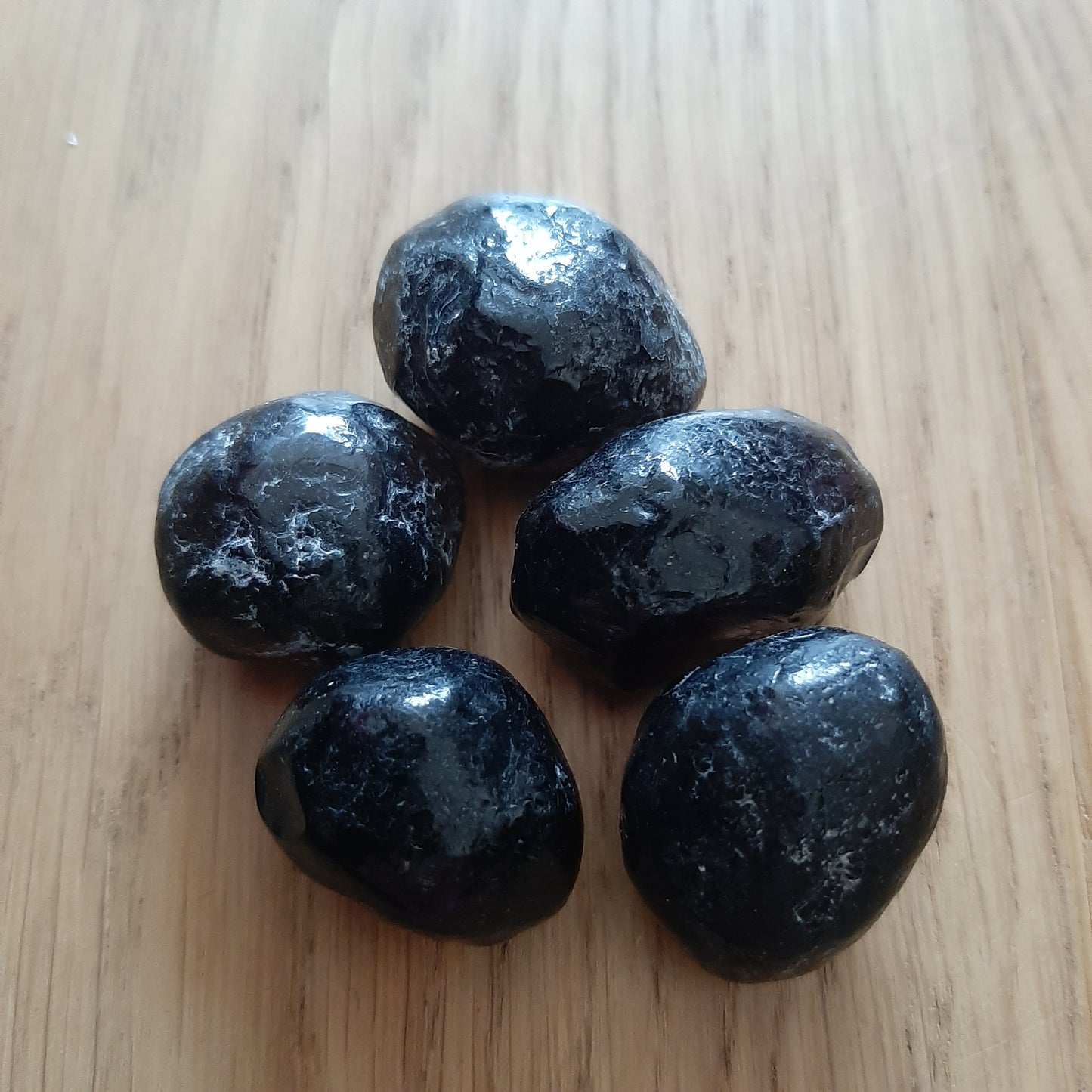 Tektite Tumblestone (M)