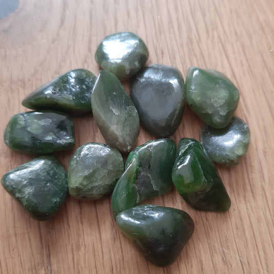 Nephrite Jade Tumblestones (S)