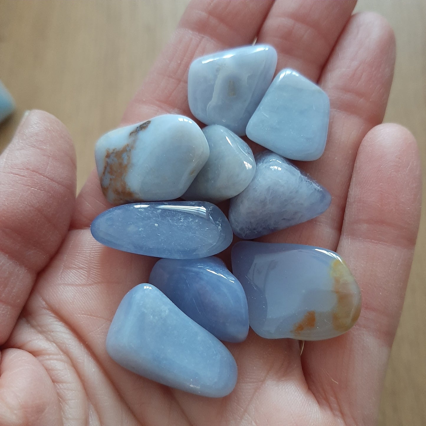 Blue Chalcedony Tumblestone (M)
