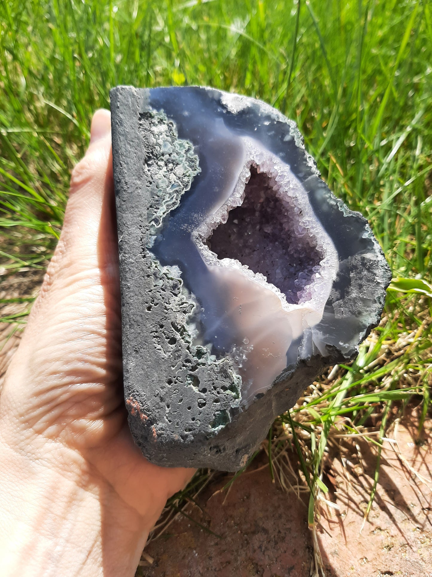 Amethyst Geode 650g