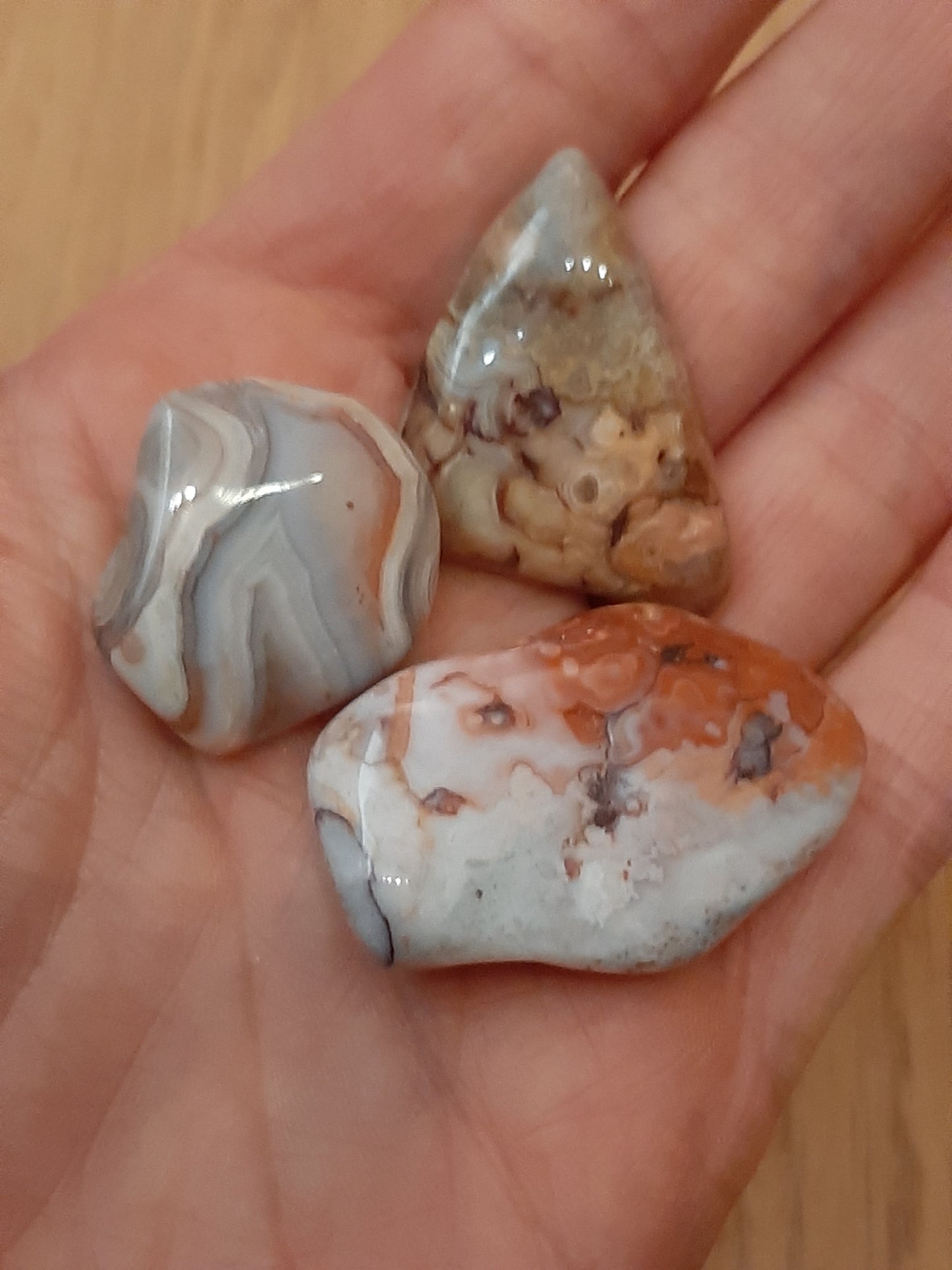 Crazy Lace Agate Tumblestone (M)