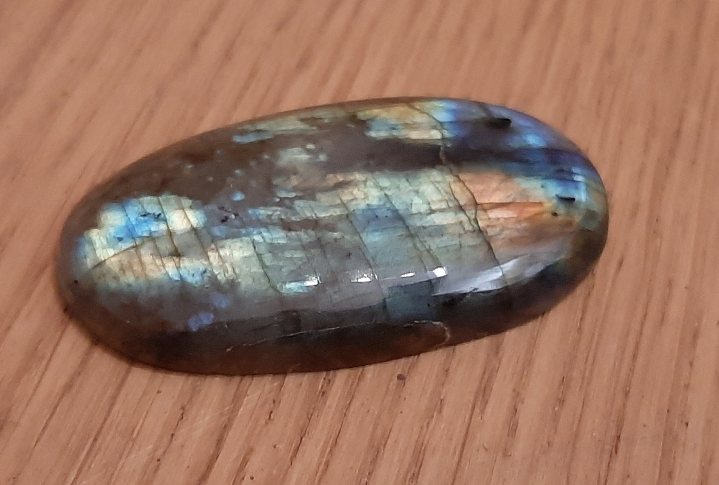 Labradorite Cabocan