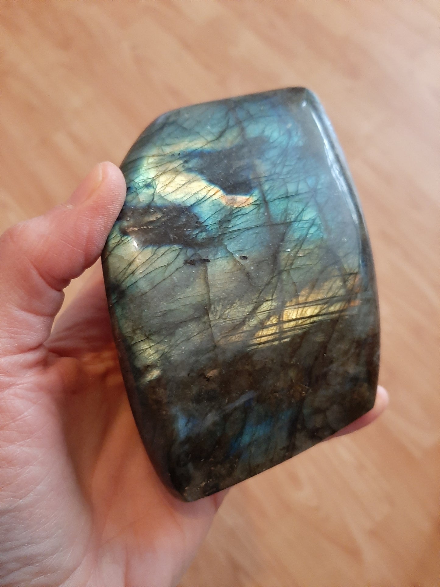 Labradorite Freeform 10cm