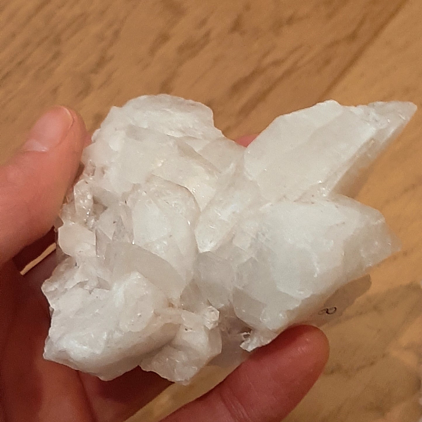 Quartz Cluster 7-8cm