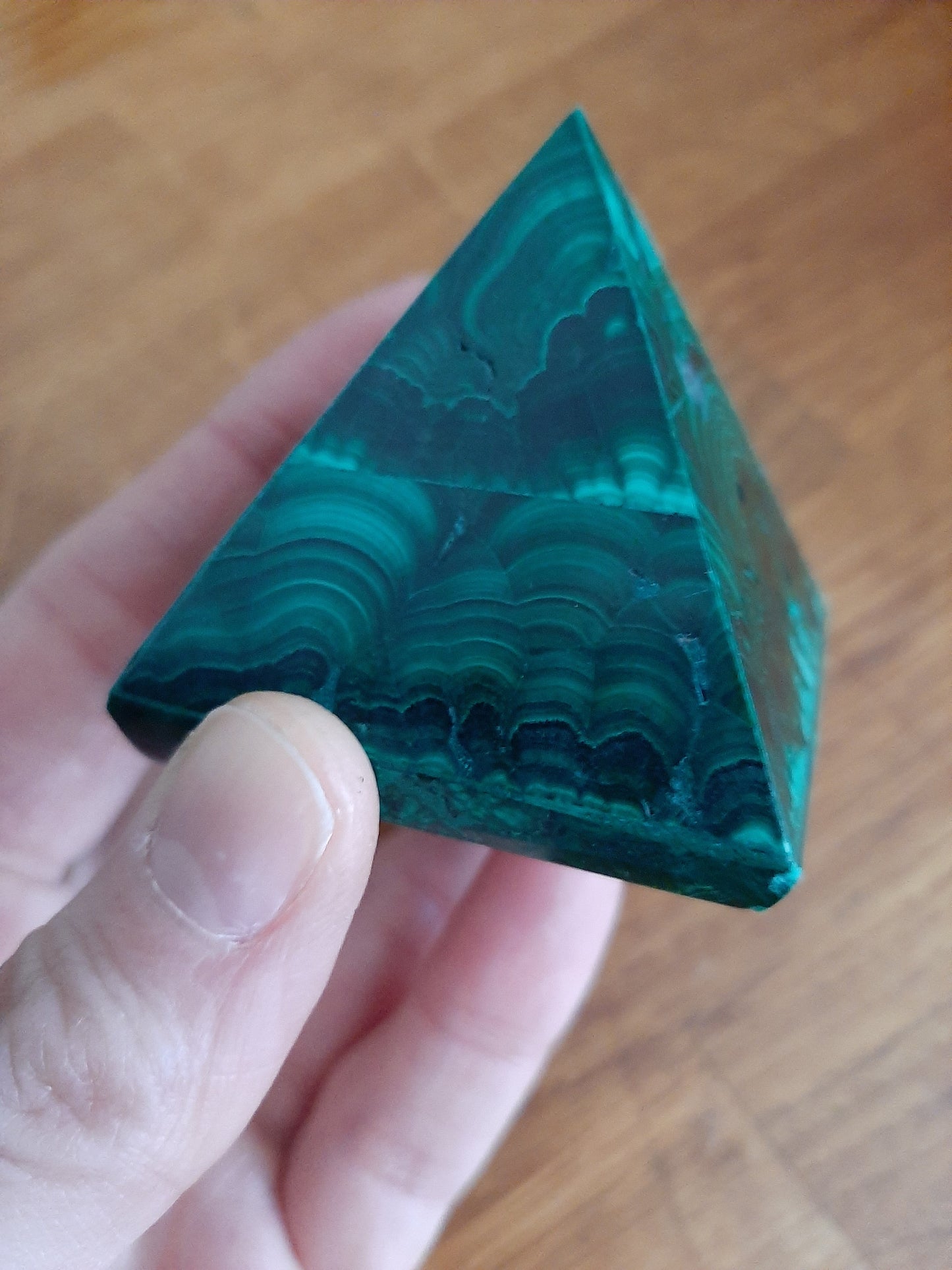 Malachite Pyramid 5cm