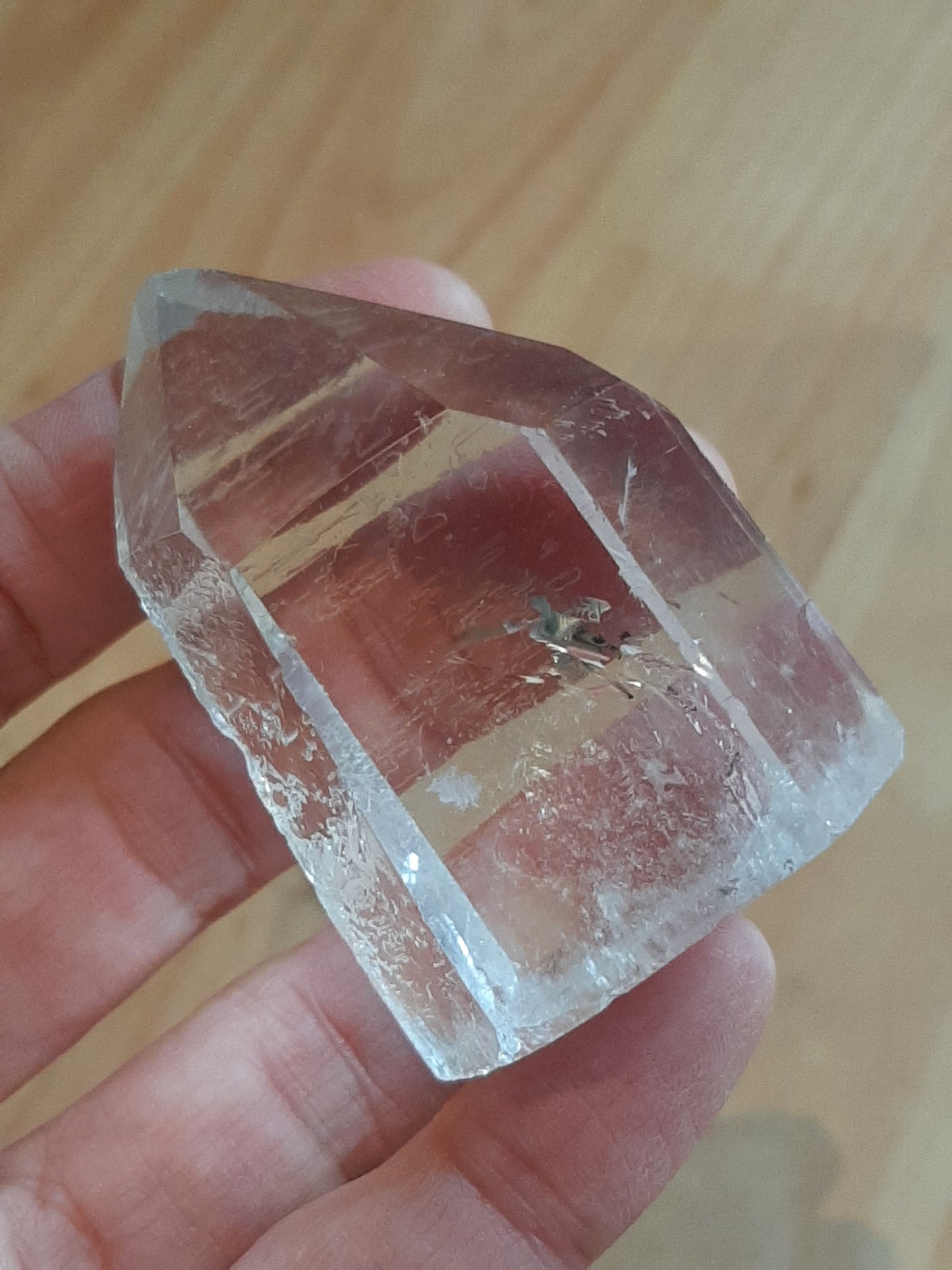 Rainbow Quartz Point 5.5cm