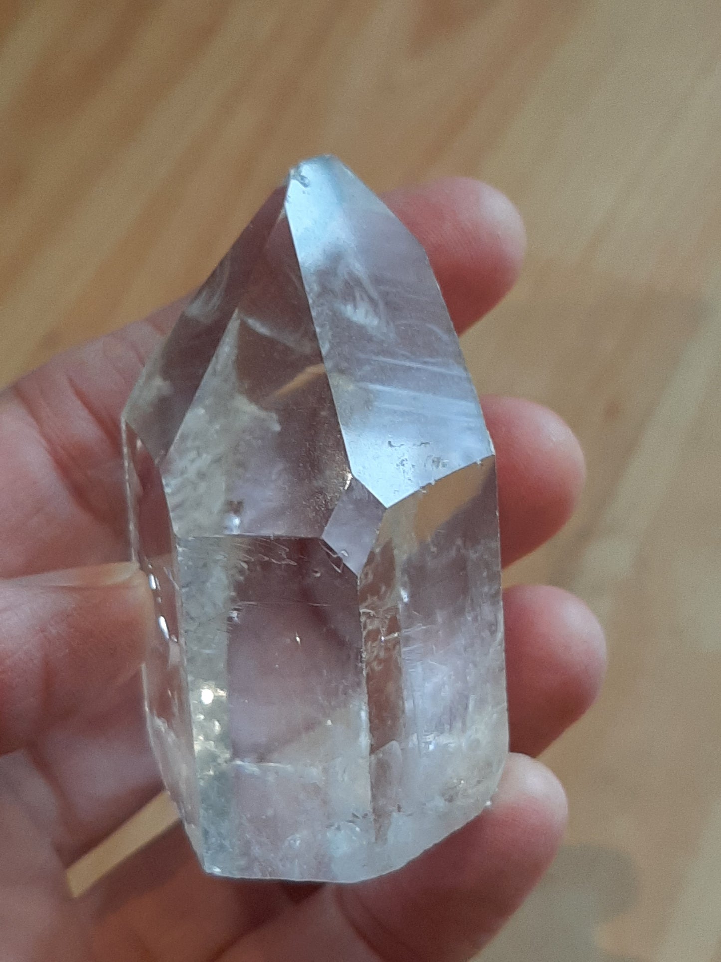 Rainbow Quartz Point 5.5cm