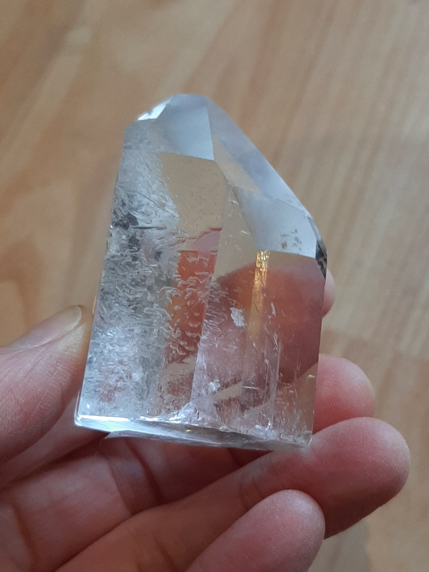 Rainbow Quartz Point 5.5cm