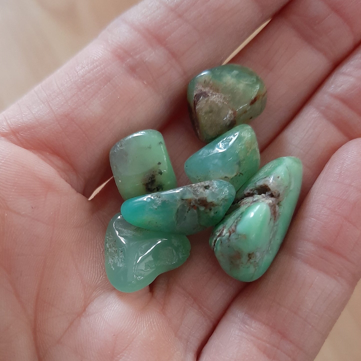 Apple Chrysoprase Tumblestone (S)