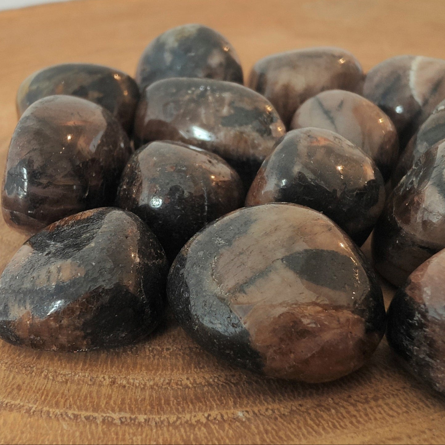 Chiastolite Tumblestone (M)