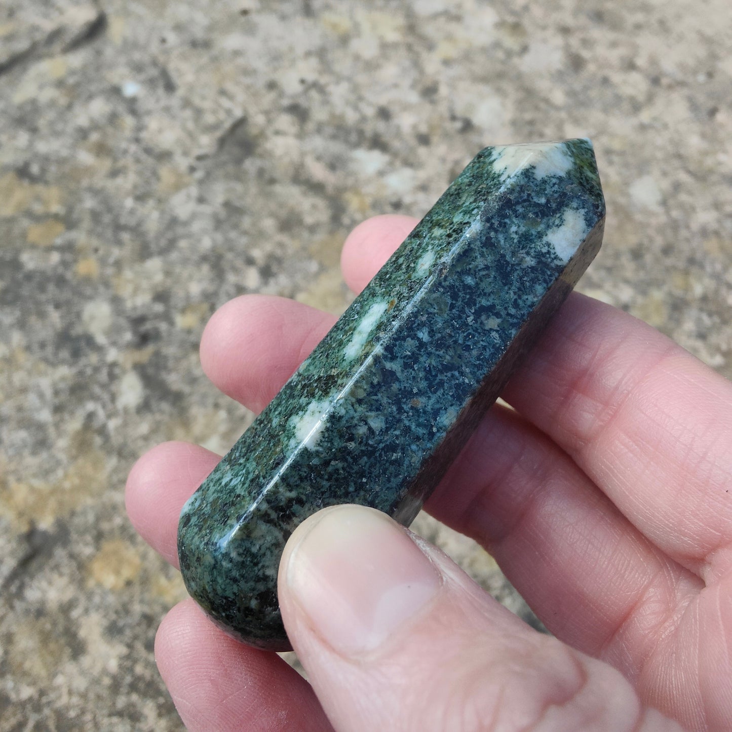 Preseli Bluestone Wand 7cm.