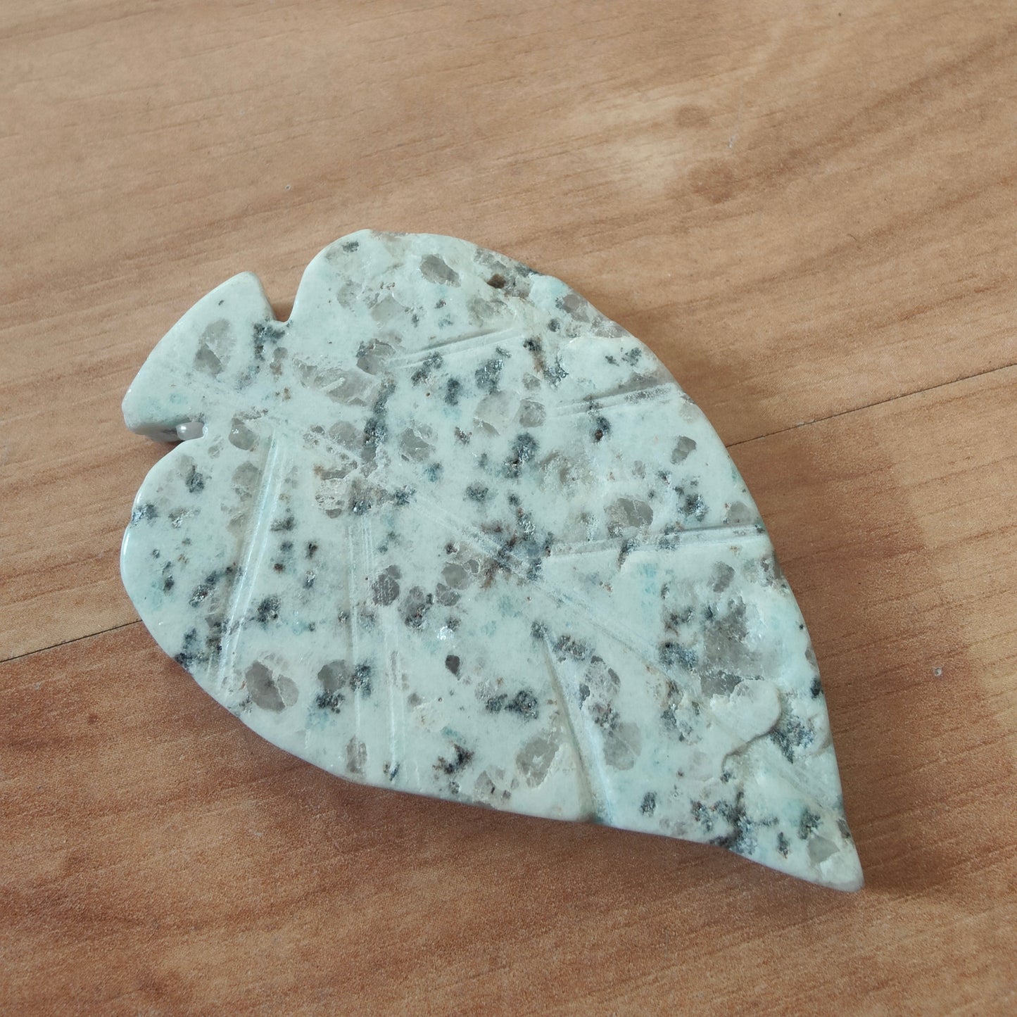Kiwi Jasper Carved Leaf 7cm