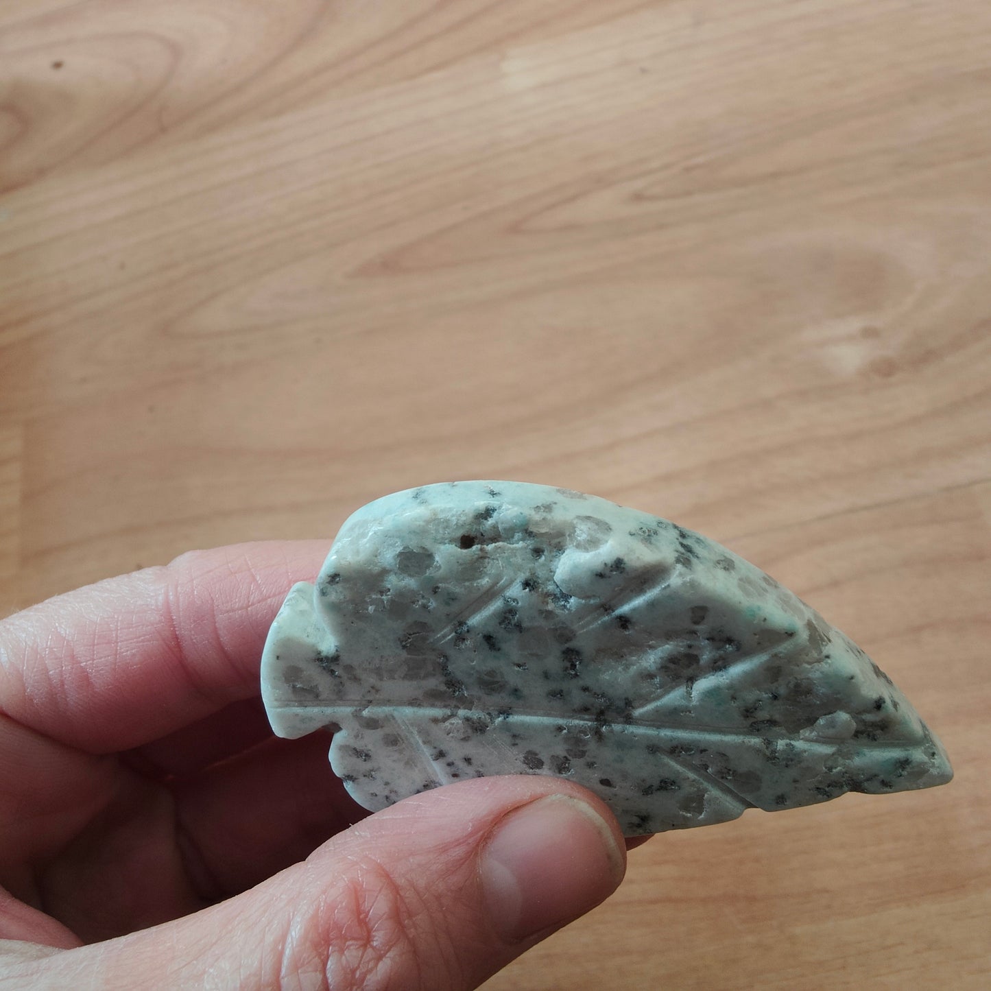 Kiwi Jasper Carved Leaf 7cm