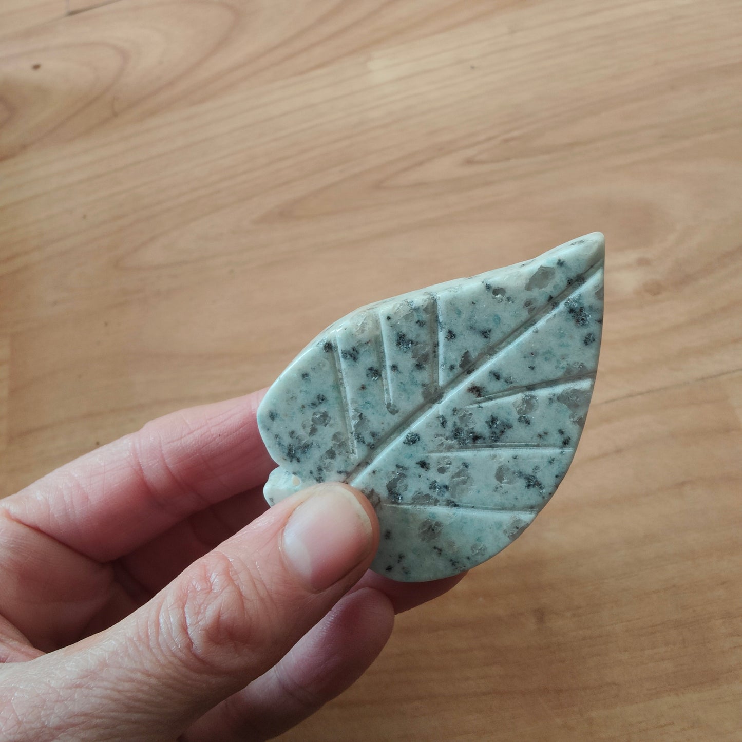 Kiwi Jasper Carved Leaf 7cm