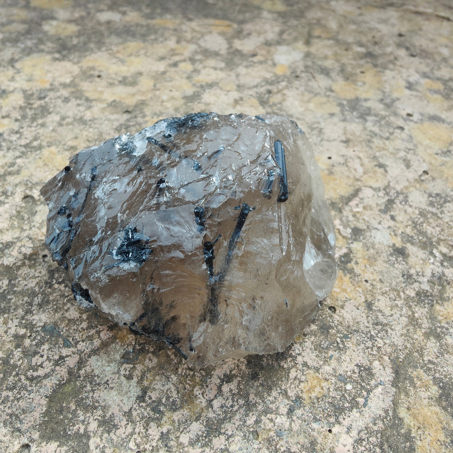 Tourmalinated Quartz Chunk