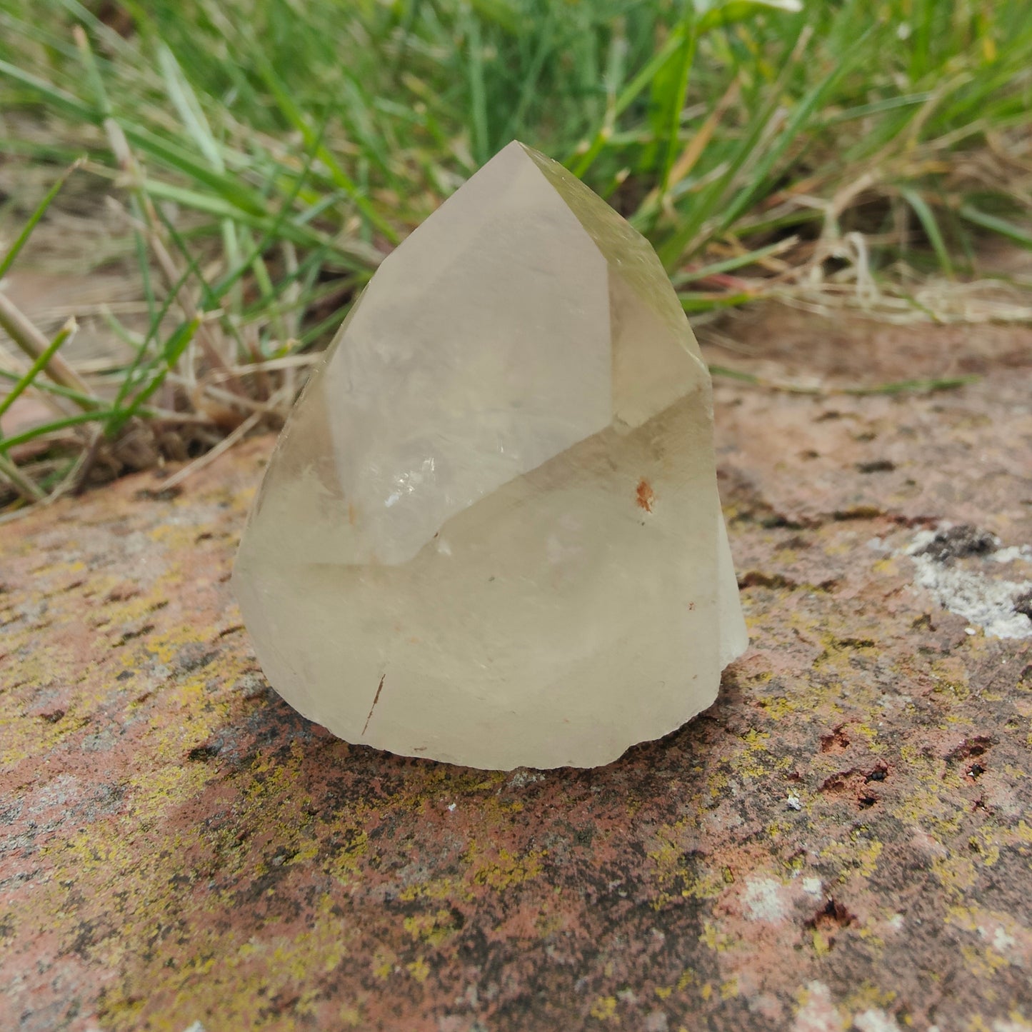 Natural Citrine Point 4cm