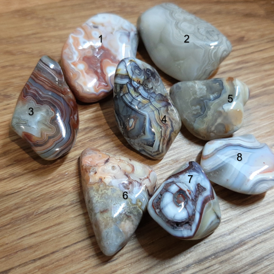 Crazy Lace Agate Tumblestone (M)