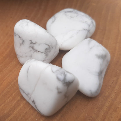 White Howlite Tumblestones (M)
