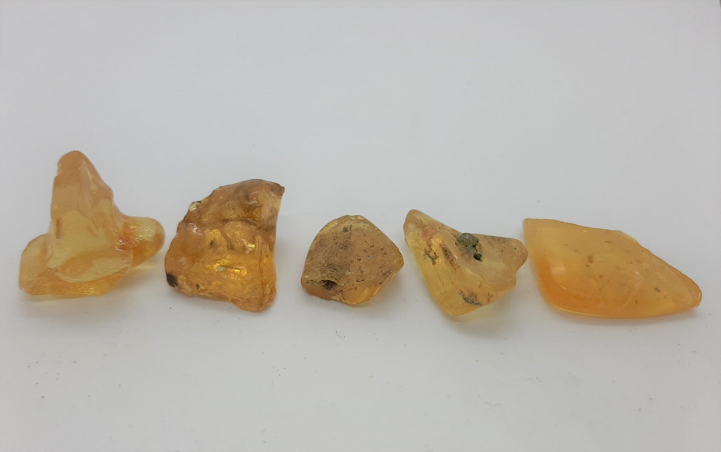 Amber Natural Chunk 2-5g