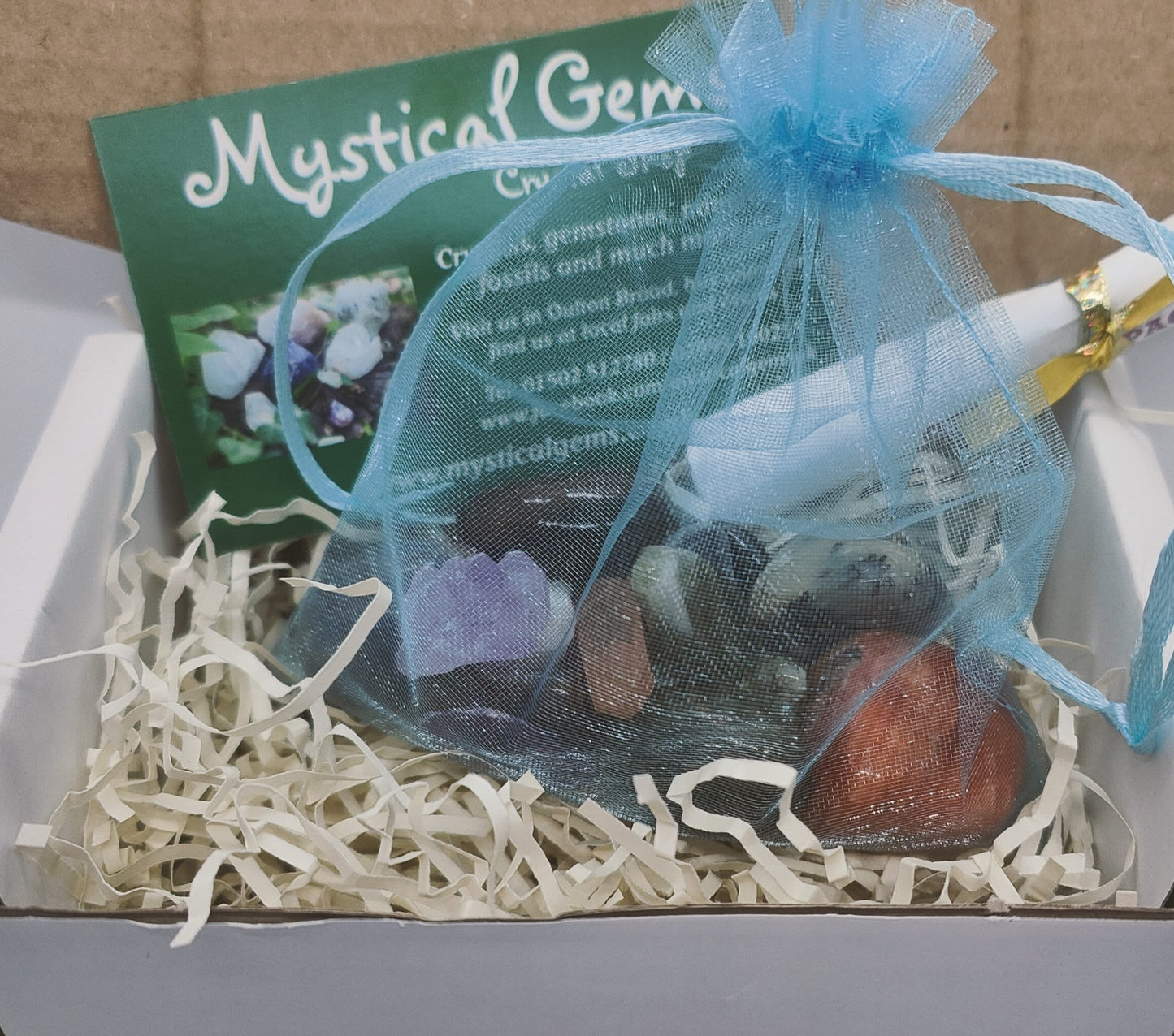 16 Rare Crystals Gift Box