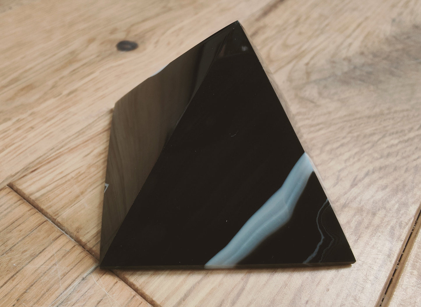 Black Agate Pyramid 6cm