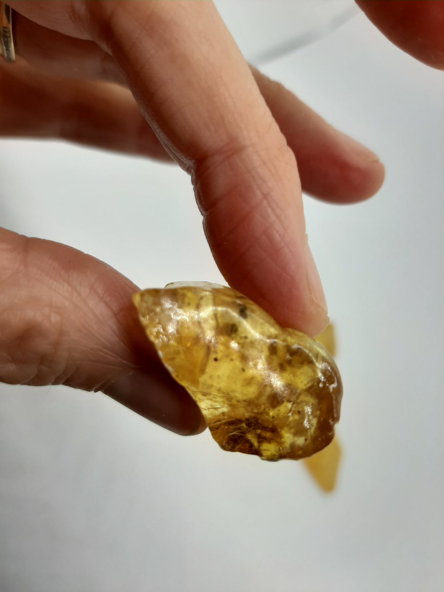 Genuine Amber chunks 2-5g