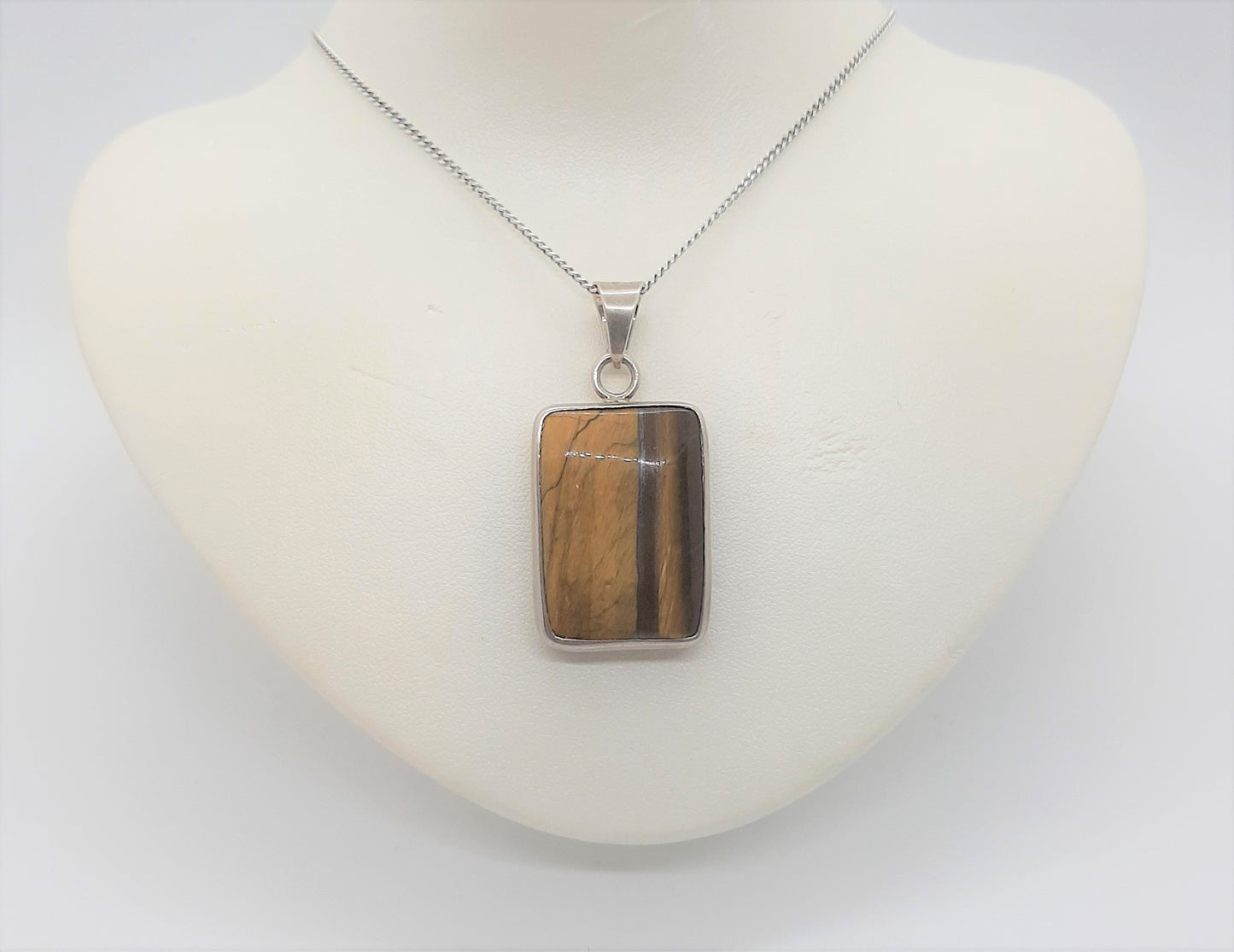 925 Tigers Eye Pendant