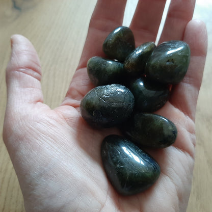 Labradorite Tumblestones (S/M)