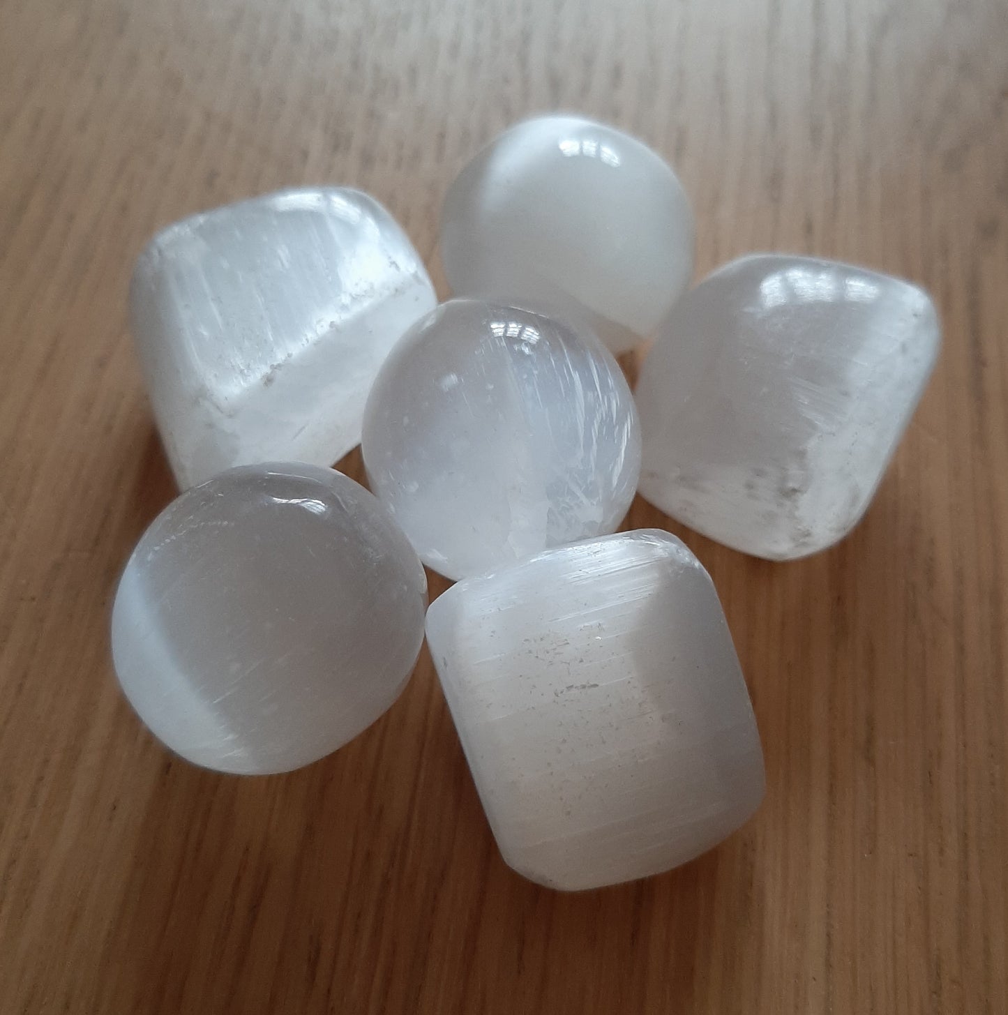 Selenite Tumblestones (M)