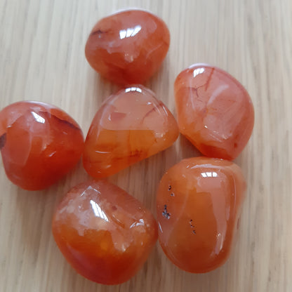 Carnelian Tumblestones (M)