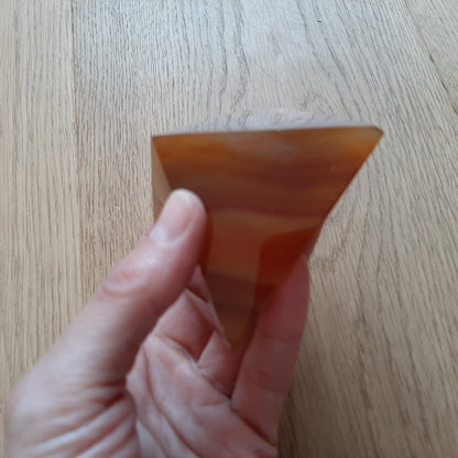 Agate Pyramid 7cm