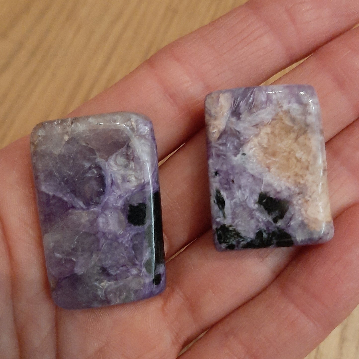 Charoite Cabocans