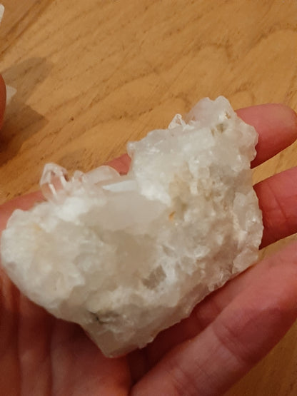 Quartz Clusters 7-8cm