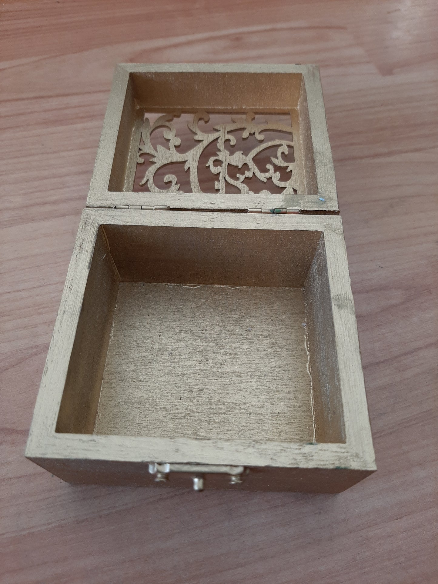 Gold Giftbox