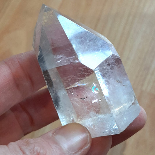 Rainbow Quartz Point 5.5cm