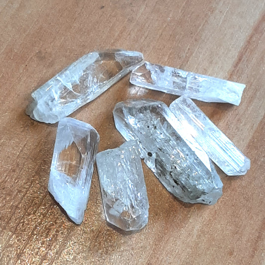 Danburite Natural Stones (S)