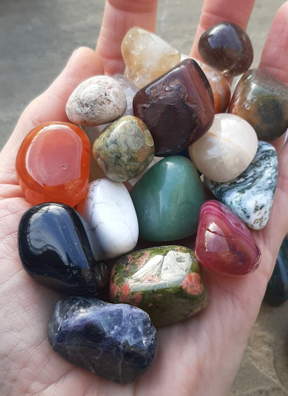 40 Tumblestones Bargain Box