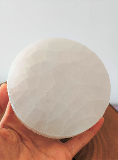 Selenite charging plate