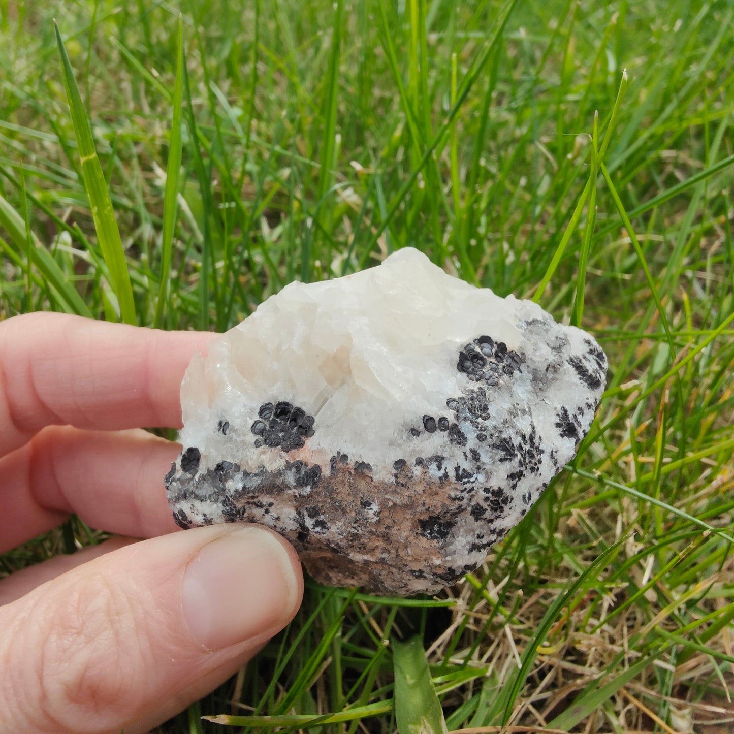 Pyrolusite Raw Natural Chunk 6.5cm.