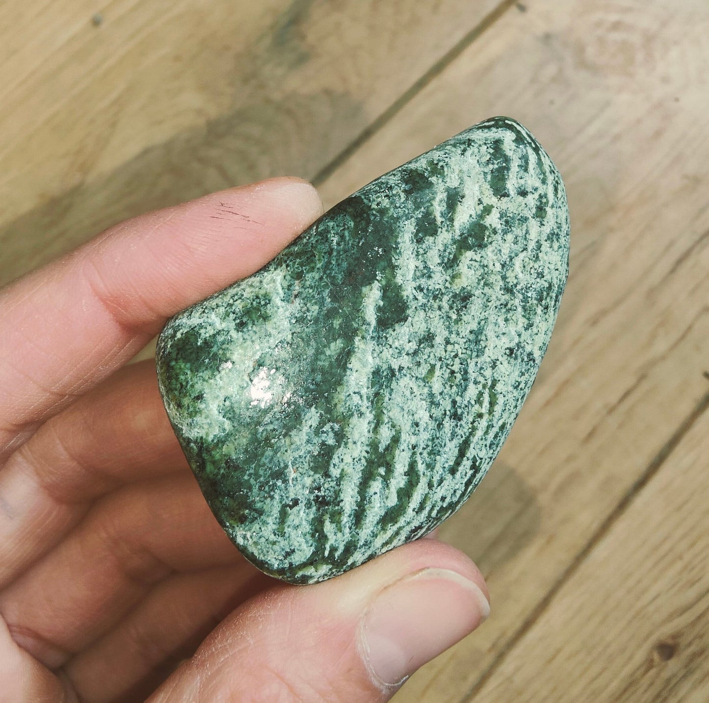 Serpentine Palm Stone